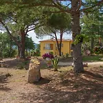 Villino Nel Bosco * 카폴리베리