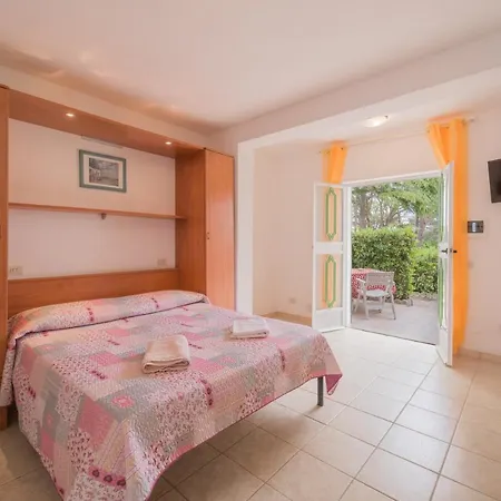 Villino Nel Bosco Tatil Evi *