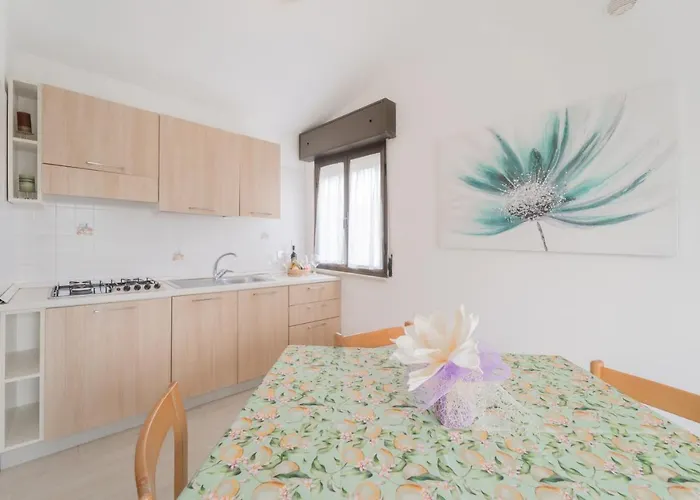 Villino Nel Bosco 卡波利韦里