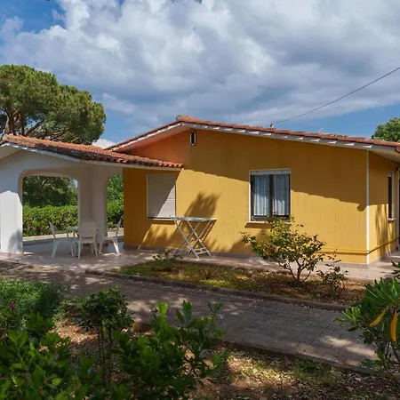 Villino Nel Bosco Holiday home *