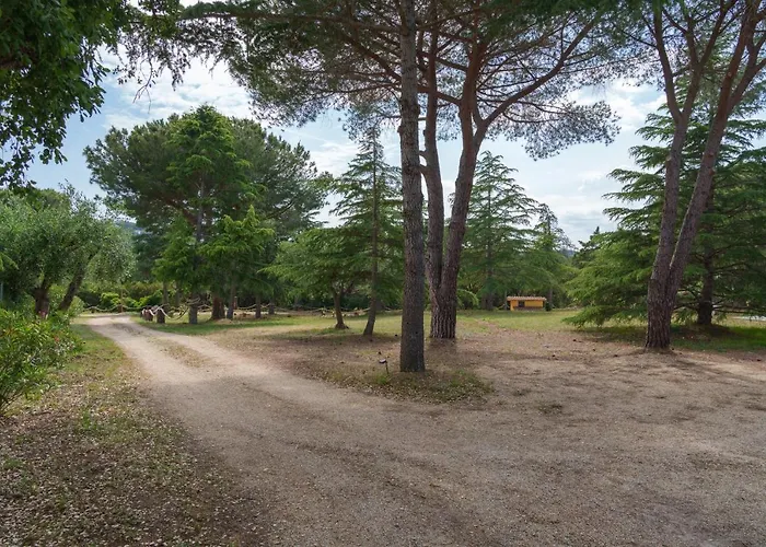 Villino Nel Bosco بيت للعطل كابوليفيري