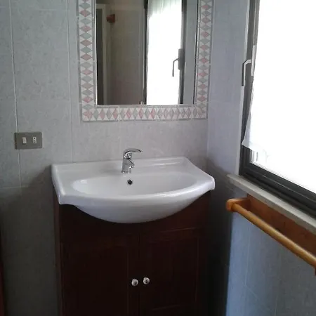 Villino Nel Bosco Tatil Evi